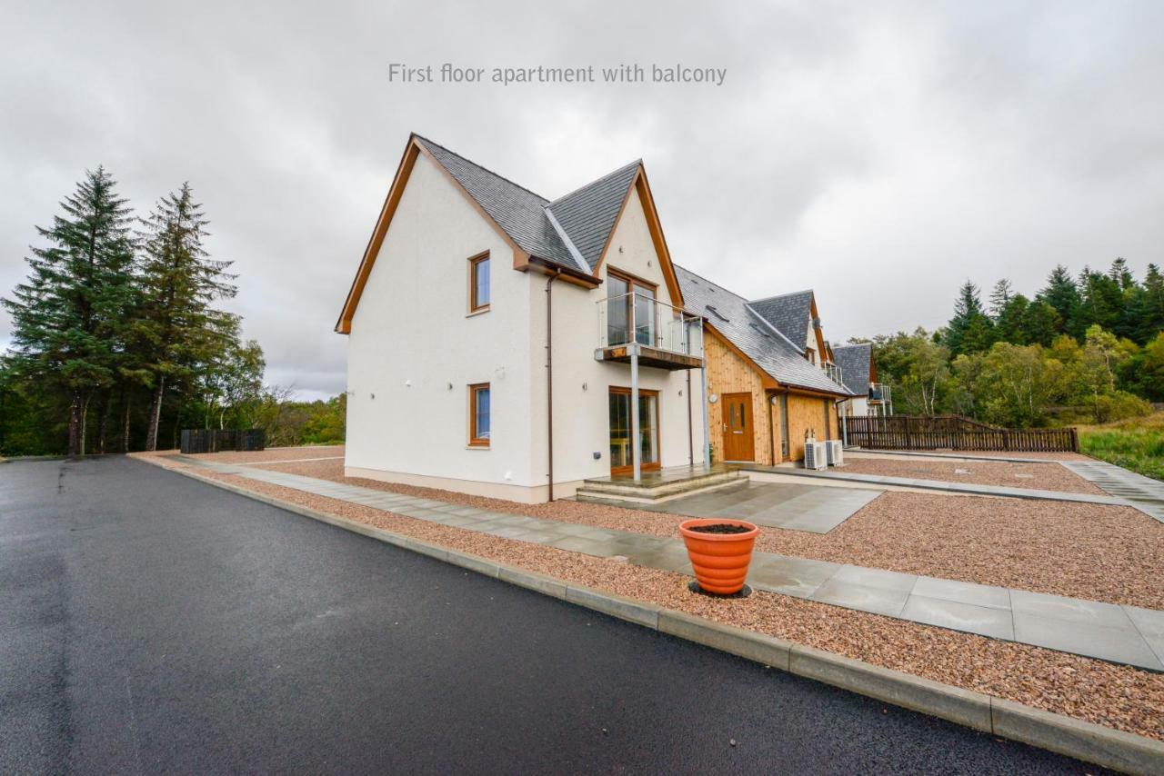 Tower Ridge Courtyard Fort William Exterior foto